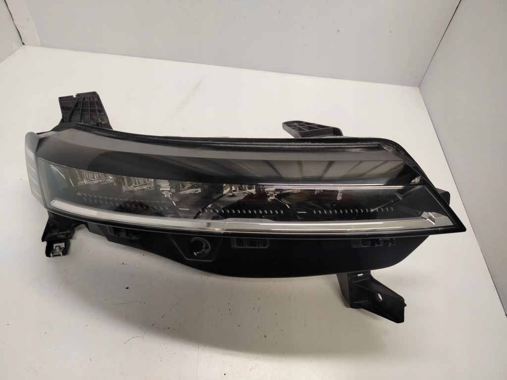 Renault megane v e-tech фара правый  левая идеальное с Разборки