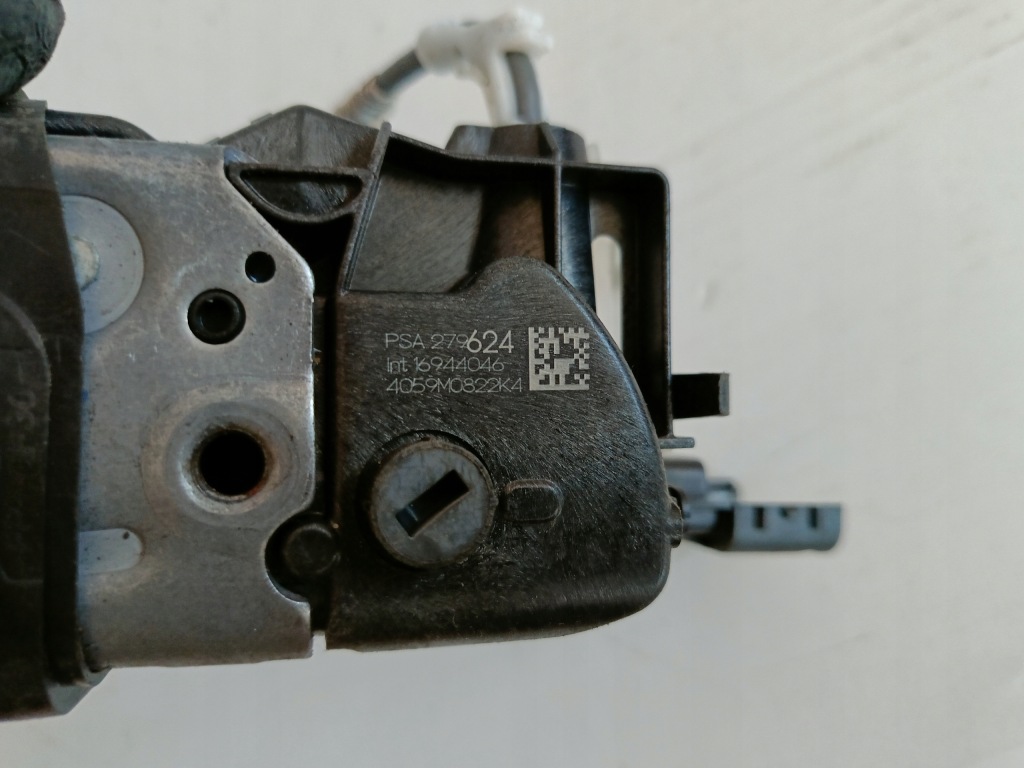 фото №9, Замок дверь перед правый psa 279624 citroen c5 aircross 6pin