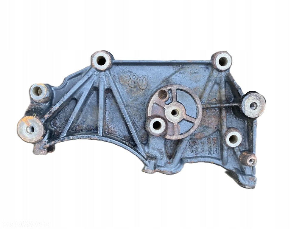 Купити Кронштейн кронштейн кронштейн генератора scania r p 1900380