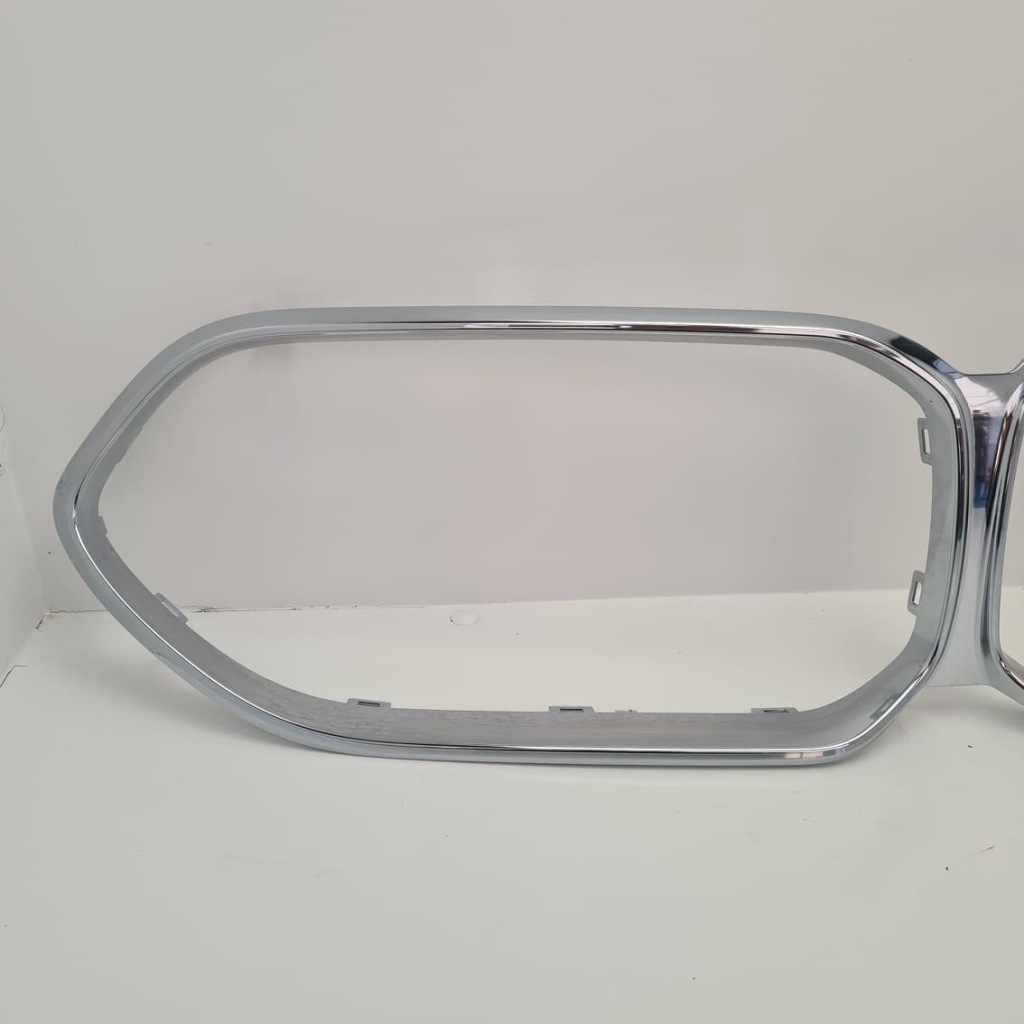 фото №4, Bmw 1 2 f40 f44 решітка радіатора решітка радіатора решітки радіатора перед хром