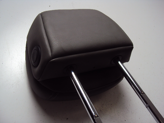 фото №3, Підголівник перед renault laguna iii coupe