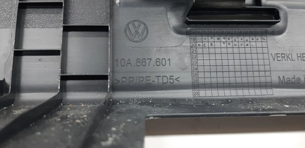 фото №6, Оббивка задній кришки багажника vw id.3 10a867601