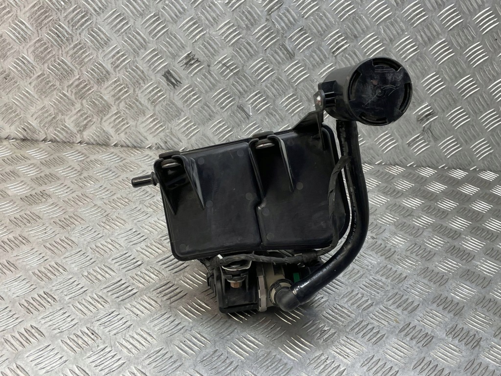 Bmw оригинальный номер 7327966 x5 f15 фильтр угольный в Украине