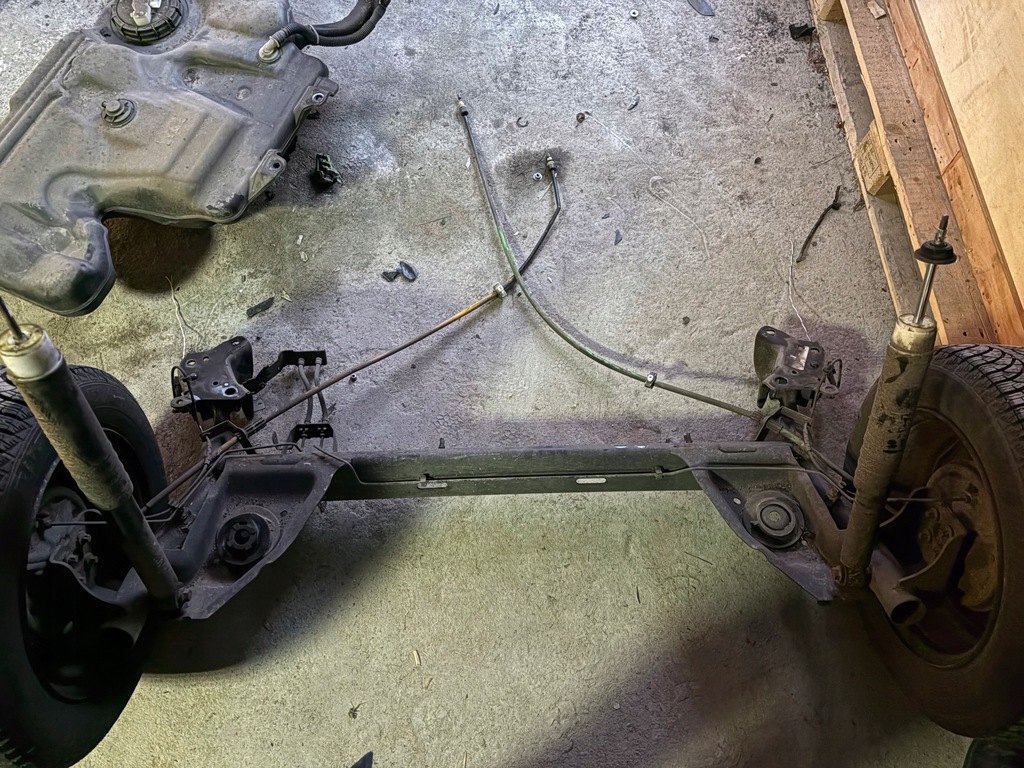 фото №1, Задня балка oś задня renault clio iv hb 12-20