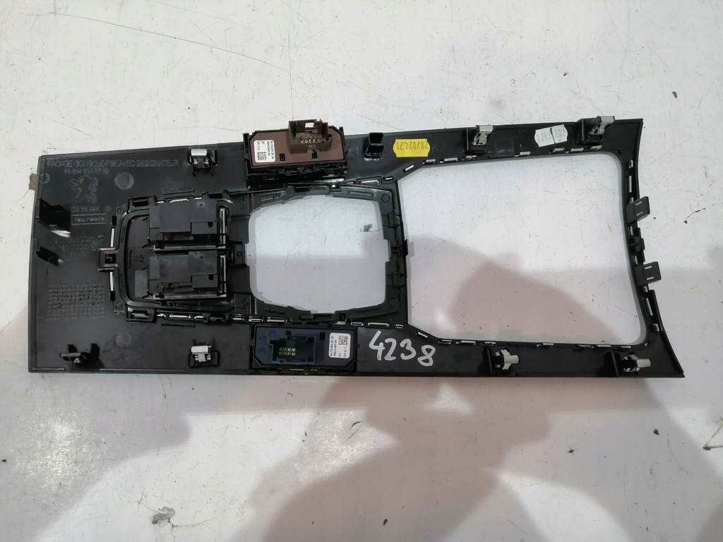 фото №7, Peugeot 508 rxh панель керування рамка тунель