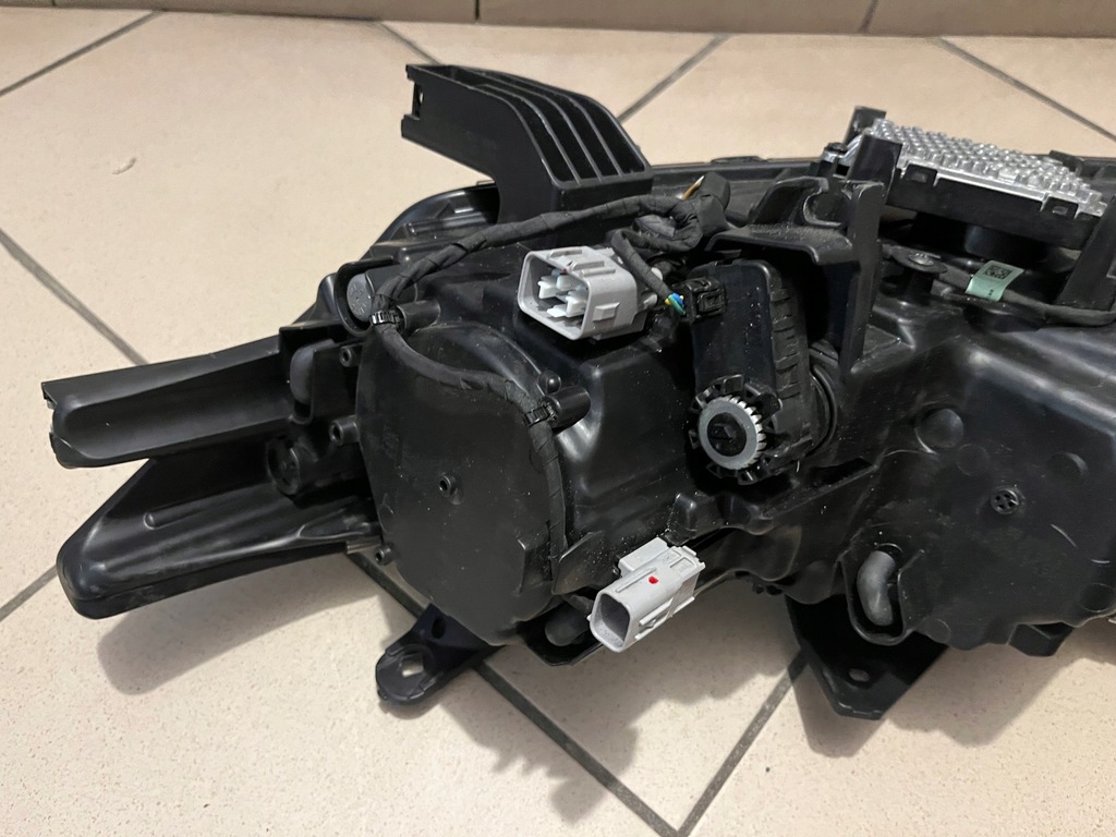 фото №13, Mitsubishi outlander lift led лампа передняя правая