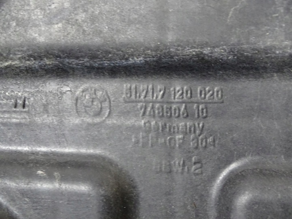 Підлога бардачок з багажника bmw seria 3 e92 2004-2014 - 51717120020 в Україні