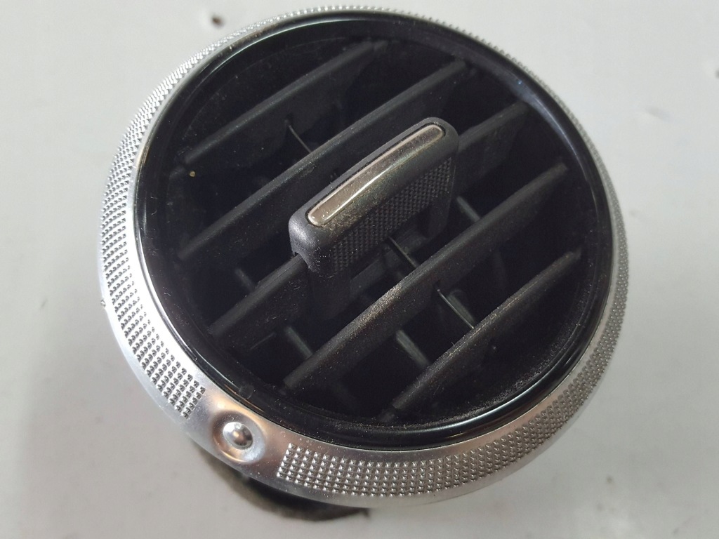 Купить Audi a3 8p решётка обдув консоли хром 8p0820901f
