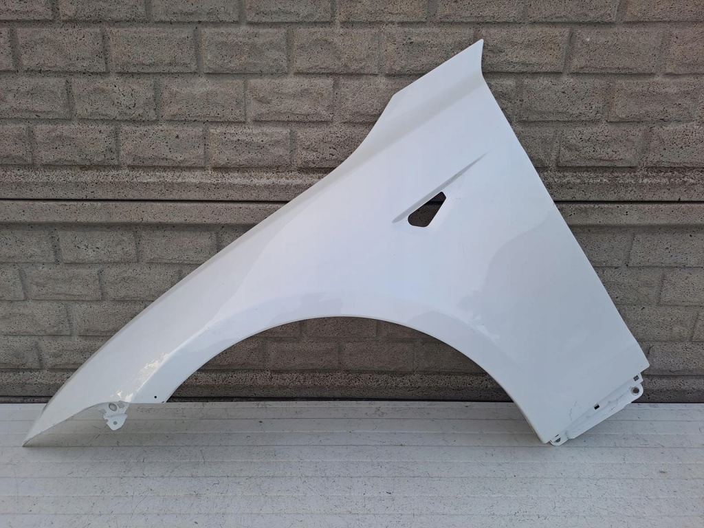 Купити Tesla model s крило ліве передній оригінал