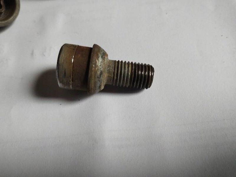 Болти захисні a claas mercedes a140 Доставка