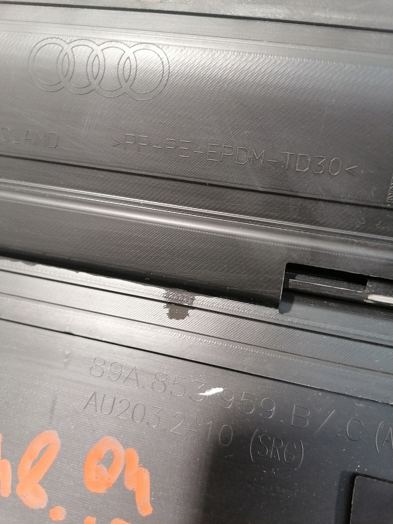 фото №7, Audi q4 молдинг двері лівий перед 89a853959b