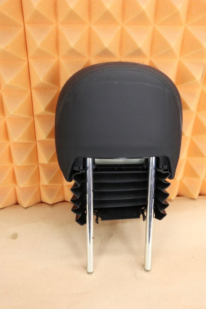 фото №3, Mercedes slk r171 підголівник сидіння шкіра