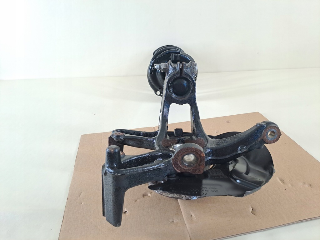 фото №10, Поворотный кулак амортизационная стойка опора колонка правый перед 1.5 tsi seat arona lift 24r