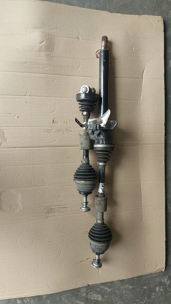 фото №1, Приводной вал правая перед mini f60 countryman works f60 8657704