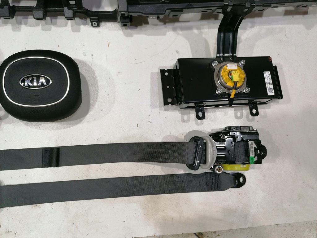 фото №7, Kia sorento 4 iv 2021 приборная панель консоль подушка безопасности ремни