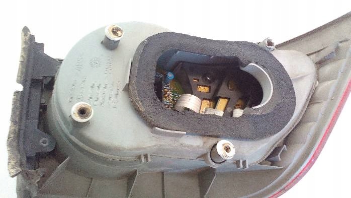 фото №6, Лампа права задня volkswagen phaeton