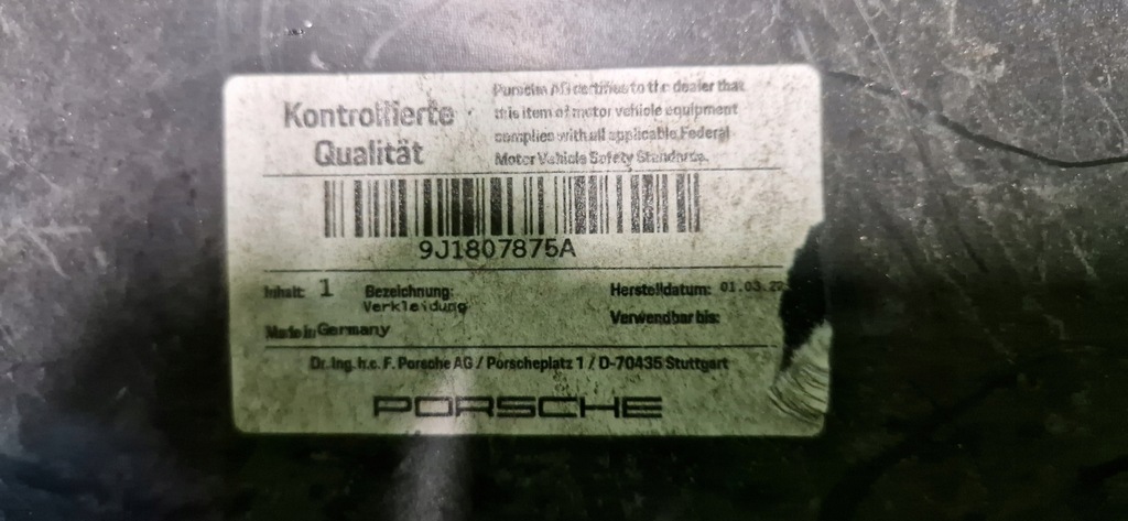 фото №6, Бампер задняя задний диффузор porsche taycan 9j1807875a