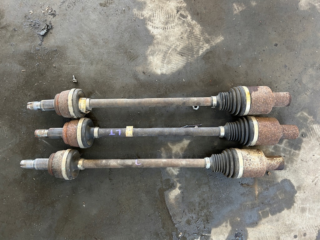 фото №1, Привідний вал права ліва задня правий лівий задня jeep renegade usa 2015