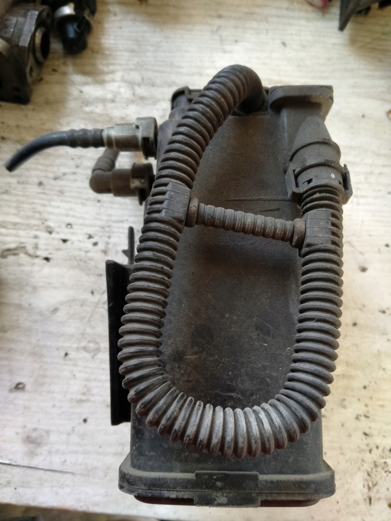 фото №5, 2466 opel astra iv j 1.6 фільтр вугільний 13315675