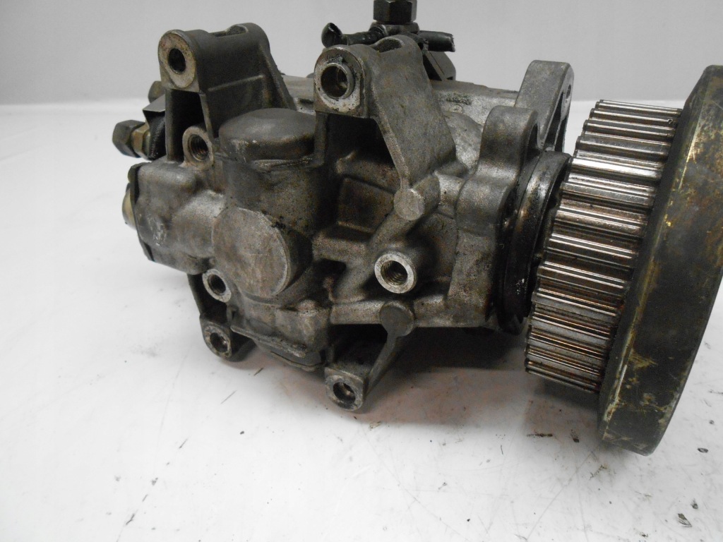 фото №7, Vw passat b5 audi a4 b5 a6 c5 насос упорскування 0470506006