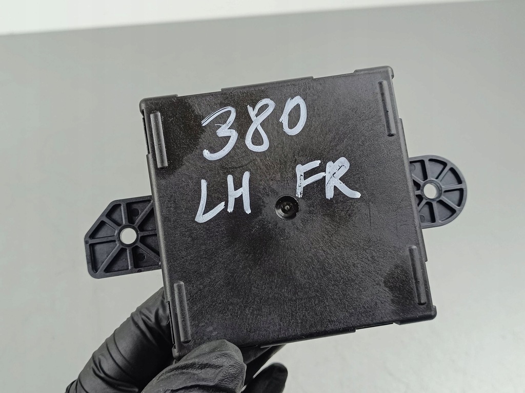 фото №1, 2018 maserati levante інше блоки управління 68376193aa