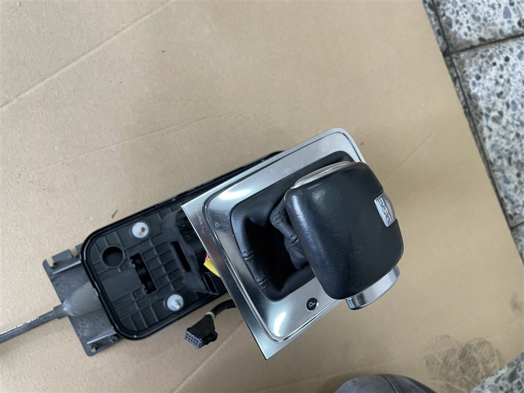 фото №11, Ручка домкрат трос переключения передач 1.4 tsi dsg автоматическая коробка передач vw passat b6 09r