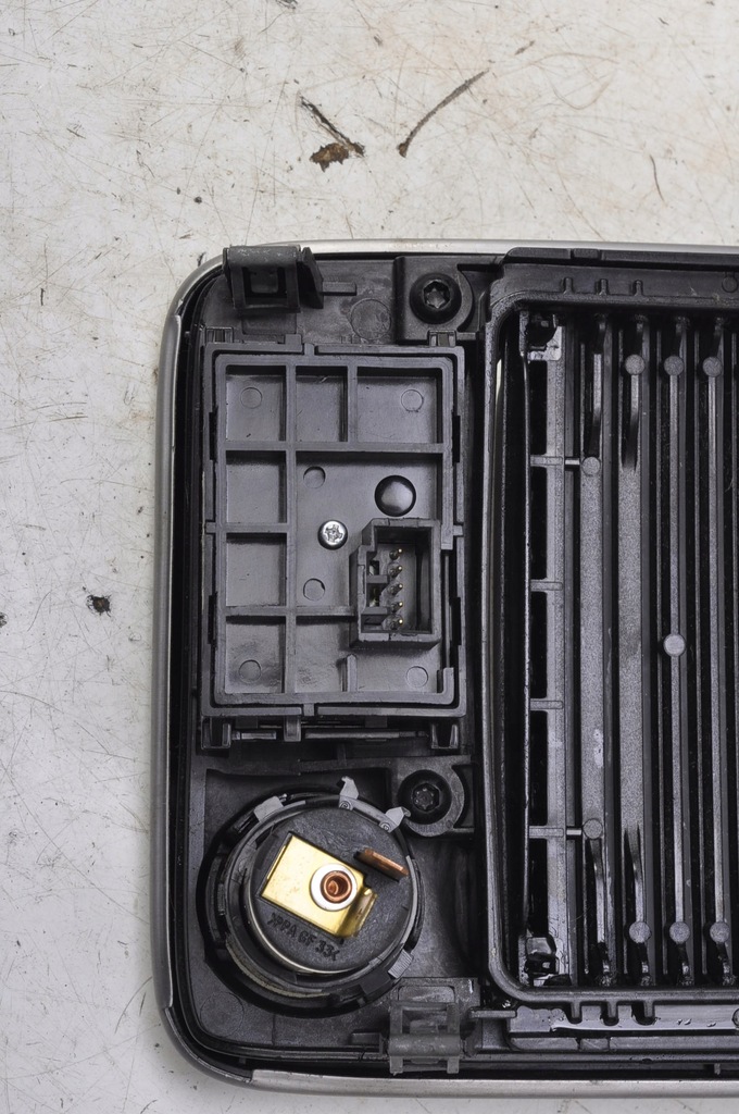 фото №9, Volvo c70 ii шторка бардачка кнопка складання дах 30755386