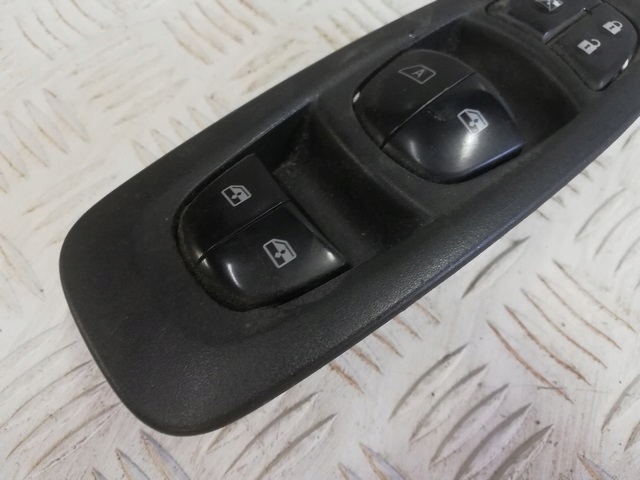 фото №3, Переключатель окон renault kadjar 254010747r