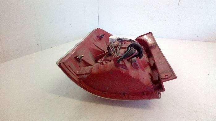 фото №4, Лампа права задня mazda mpv