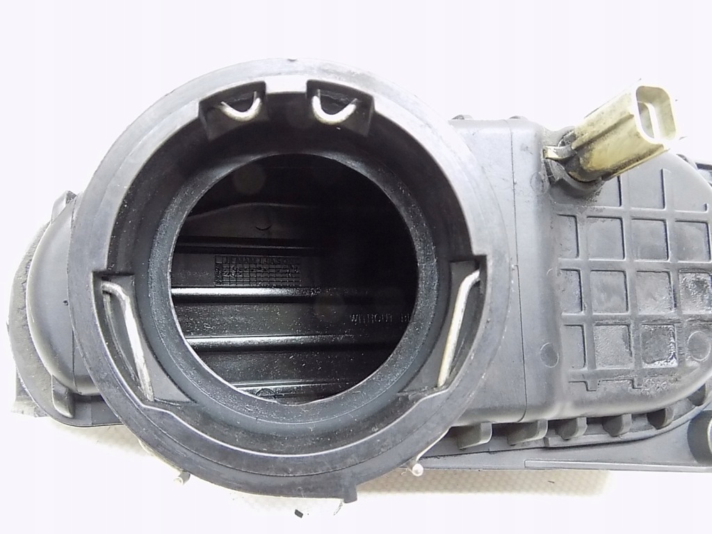 фото №9, Труба впуск резонатор воздуха land rover discovery iii iv sport i 2.7 td v6