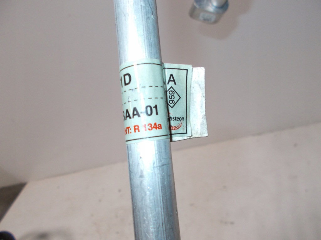 фото №4, Шланг труба кондиционера waż nissan nv200 evalia