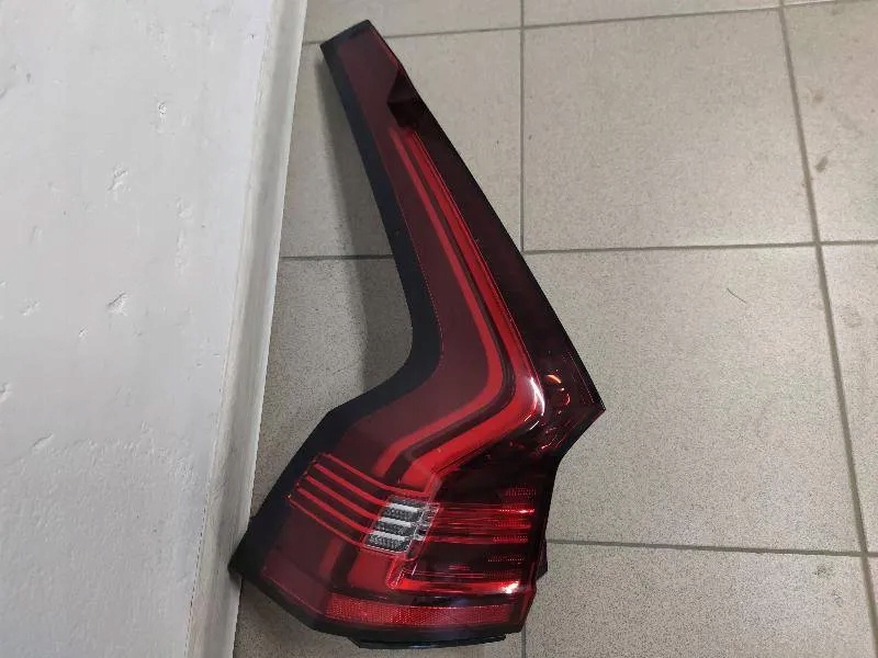фото №1, Лампа задня задня volvo v90 lift 20- full led