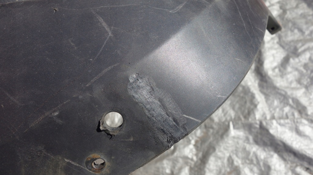 Dacia duster 10- бампер перед передний 620220030r / 5032 Киев