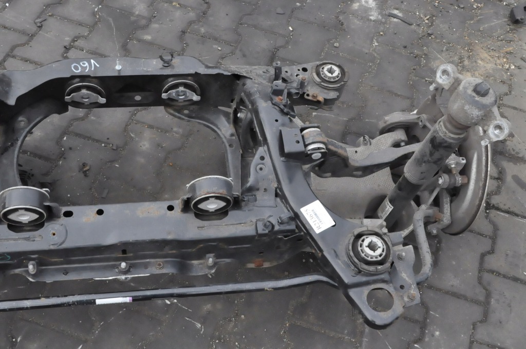 фото №6, Volvo s60 iii v60 ii t8 plug in hybrid подвеска задние балка задняя 32268548