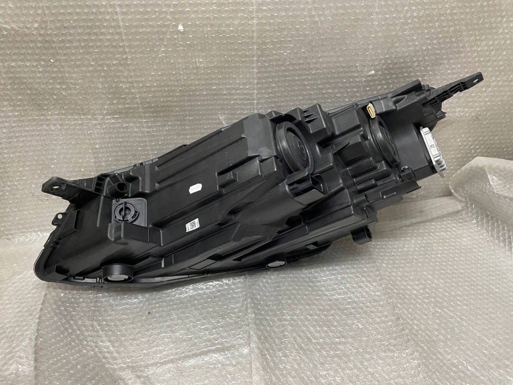 Фара передняя правый  ford kuga mk3 led перед правый Цена