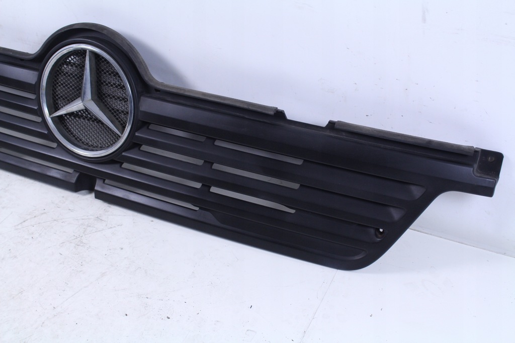 фото №4, Решітка радіатора решітка радіатора mercedes atego 1223