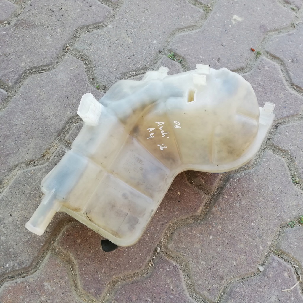 фото №1, Бак розширювальний audi a4 8e012140