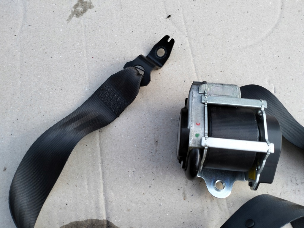 фото №4, Pas безопасности перед правый skoda rapid 13 rok