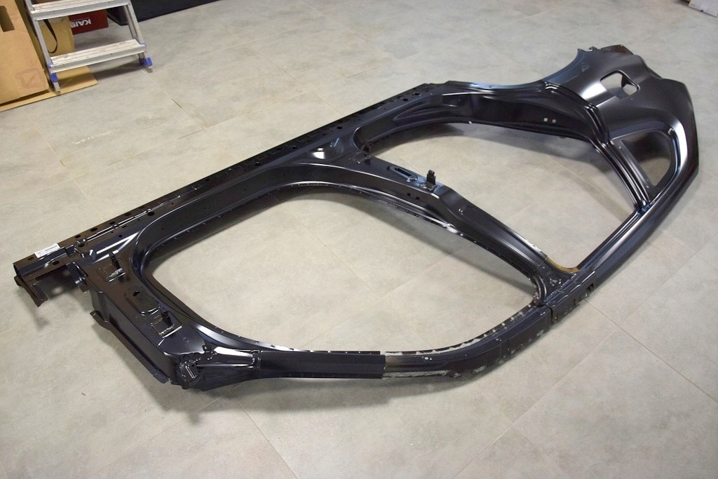 фото №12, Bmw x1 e84 09-15r. задний крыло порог блок двигателя