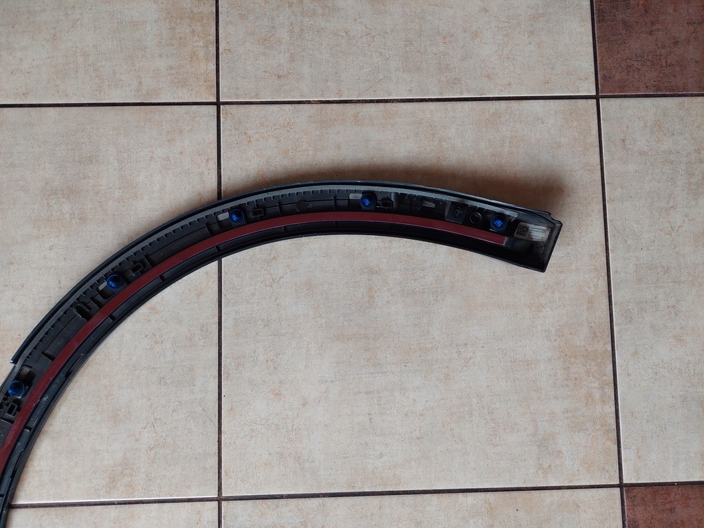 фото №11, Молдинг крыла - левый задняя - audi q2 - 81a