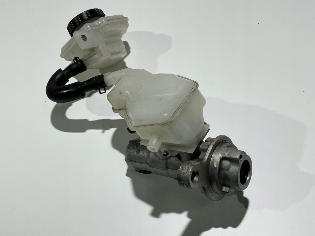 фото №1, Mazda cx3 14-20 бачки рідина гальмівний