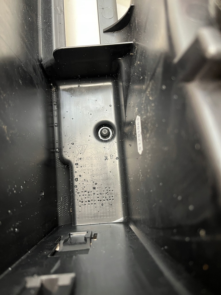 фото №11, Audi e-tron gt набір ремонтний коробка інструментальний 9j1863254 9j1863253