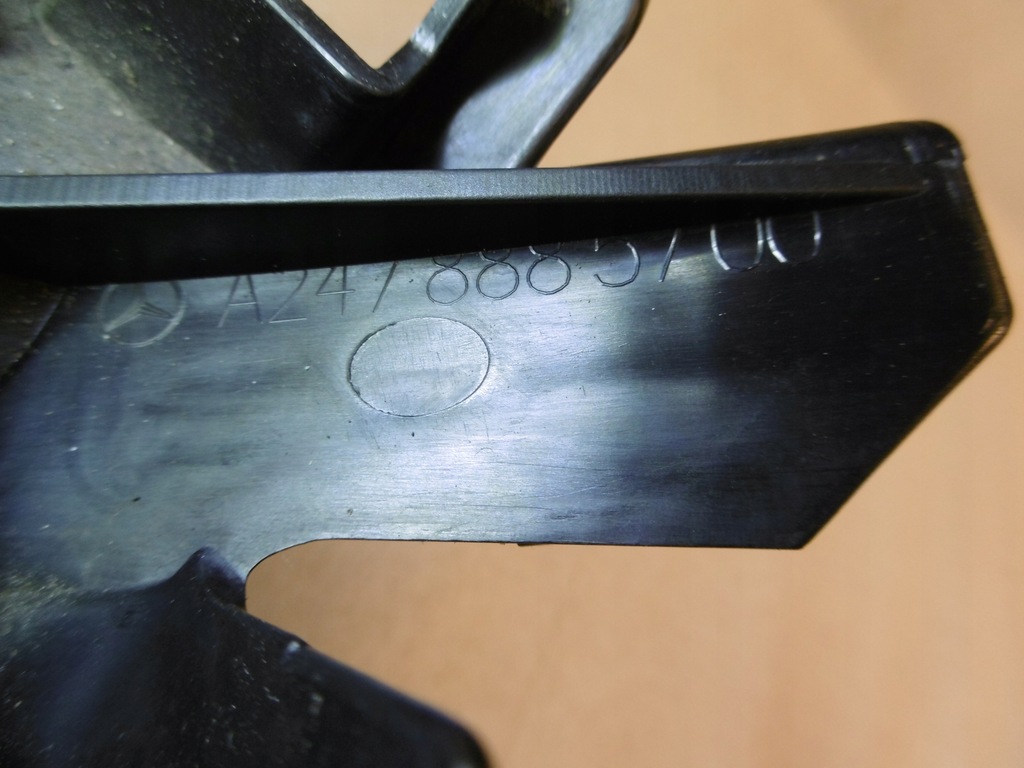 фото №7, Mercedes b-klasa w247 - решётка радиатора оригинал