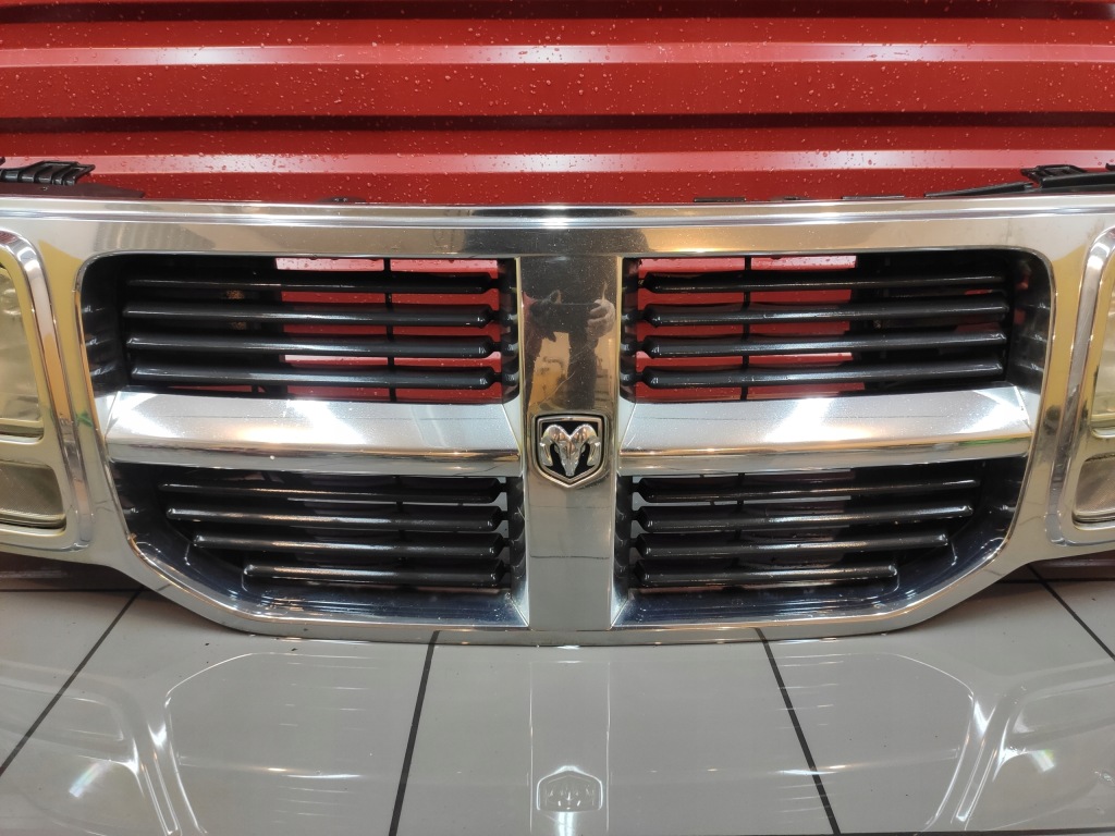 фото №2, Dodge nitro 08- решітка радіатора решітка радіатора рамка радіатора перед хром оригінал гарний