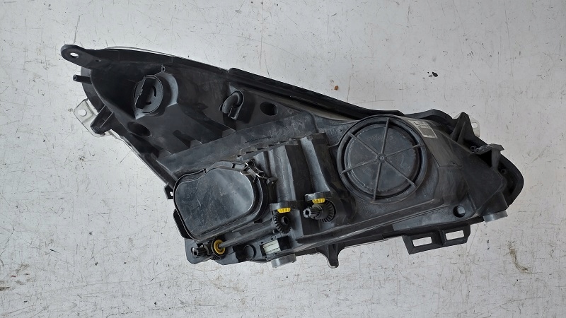 фото №2, Opel corsa d фара