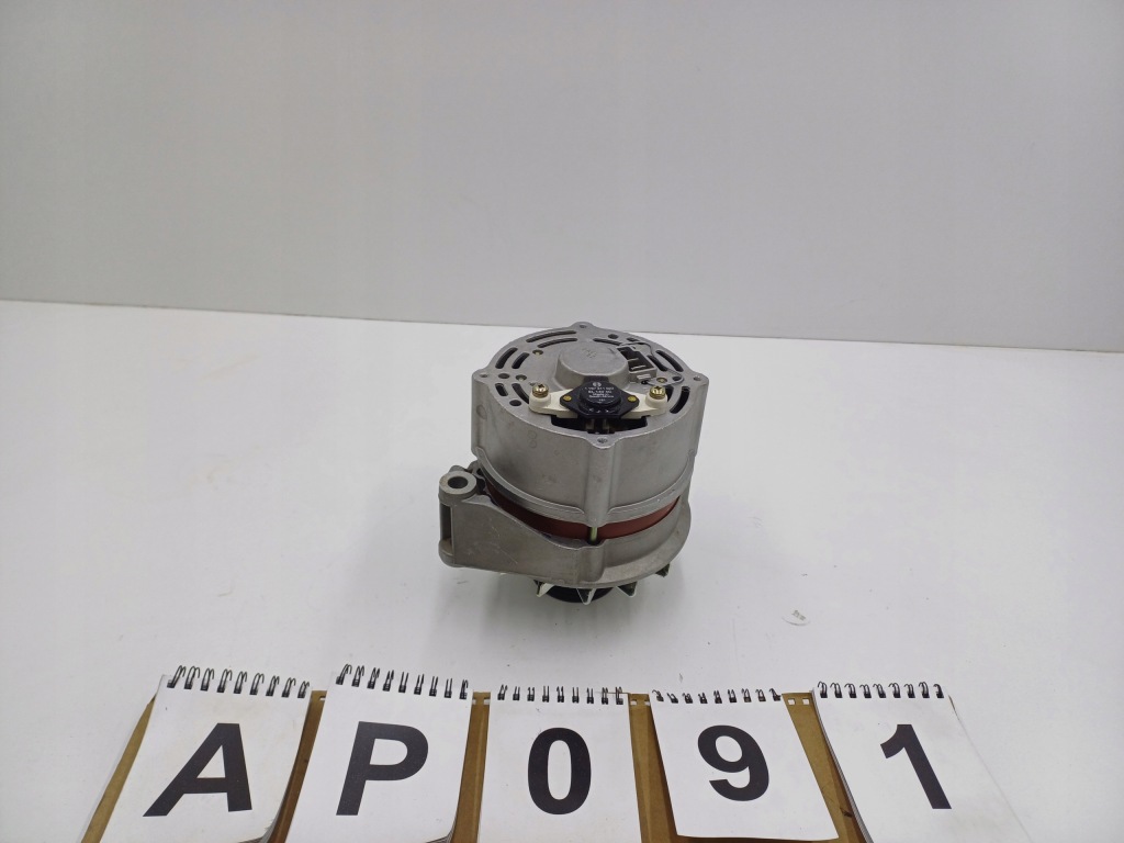 Купити Mercedes w124 w461 w463 генератор оригінал