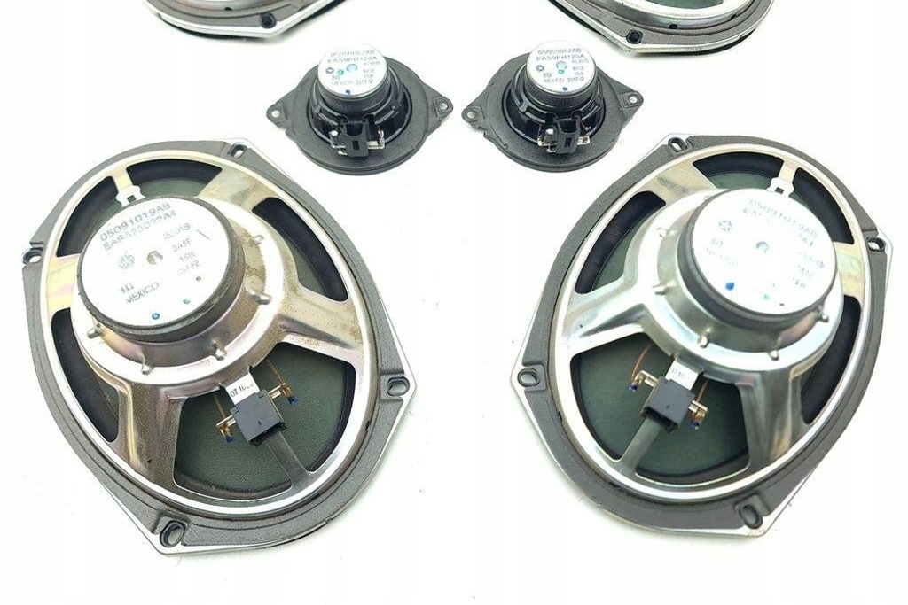 фото №11, Система озвучивание chrysler grand voyager v rt 05091019ab 2.8l дизель