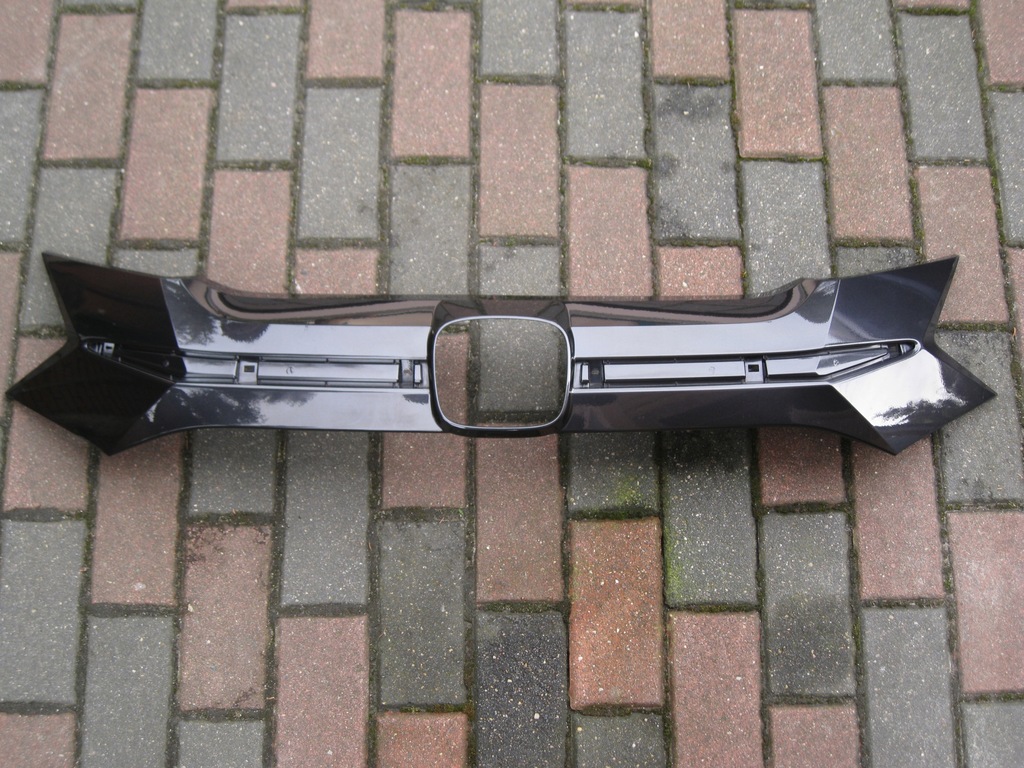 фото №1, Решётка радиатора решётка радиатора honda hrv 2015-2017r przed lift оригинал