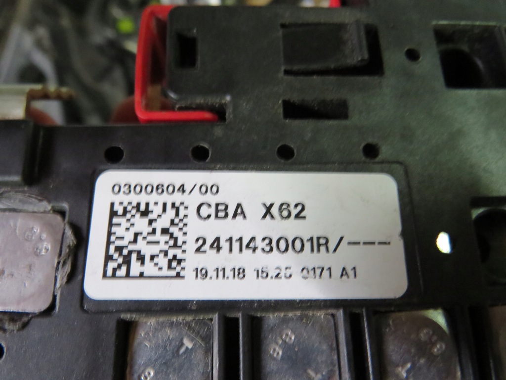 фото №3, Клеми renault master 241143001r