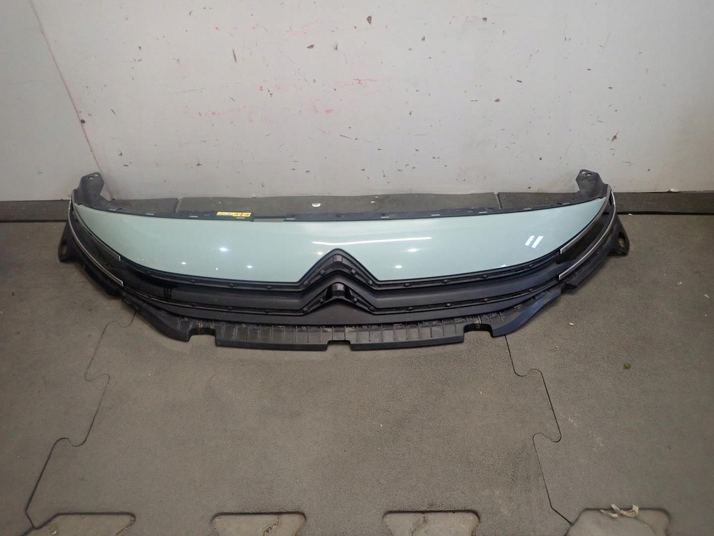 фото №1, Решітка радіатора citroen berlingo iv 2018- 99899498